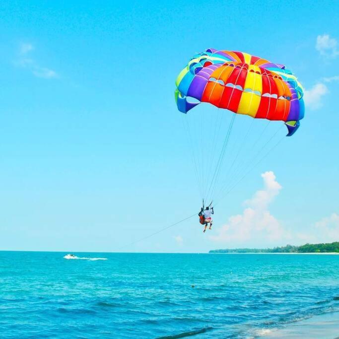 Lotus Desaru Beach Resort, 2 Bdrms, W/Splash Park Bandar Penawar Exterior foto