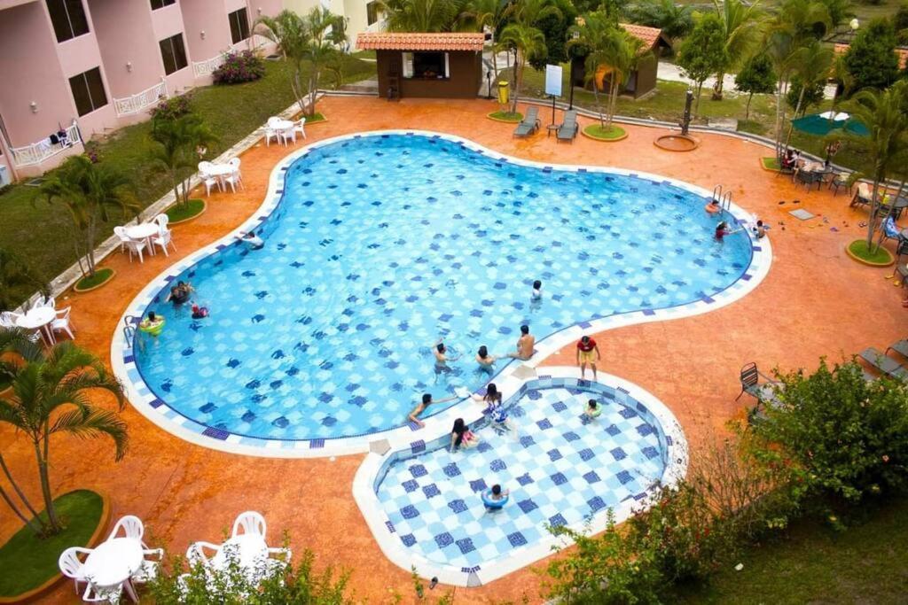 Lotus Desaru Beach Resort, 2 Bdrms, W/Splash Park Bandar Penawar Exterior foto