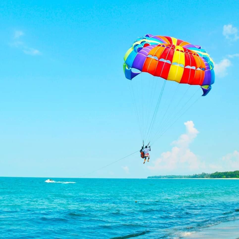 Lotus Desaru Beach Resort, 2 Bdrms, W/Splash Park Bandar Penawar Exterior foto